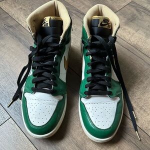 Air Jordan 1 Retro High OG 'Celtics, used but in great condition.